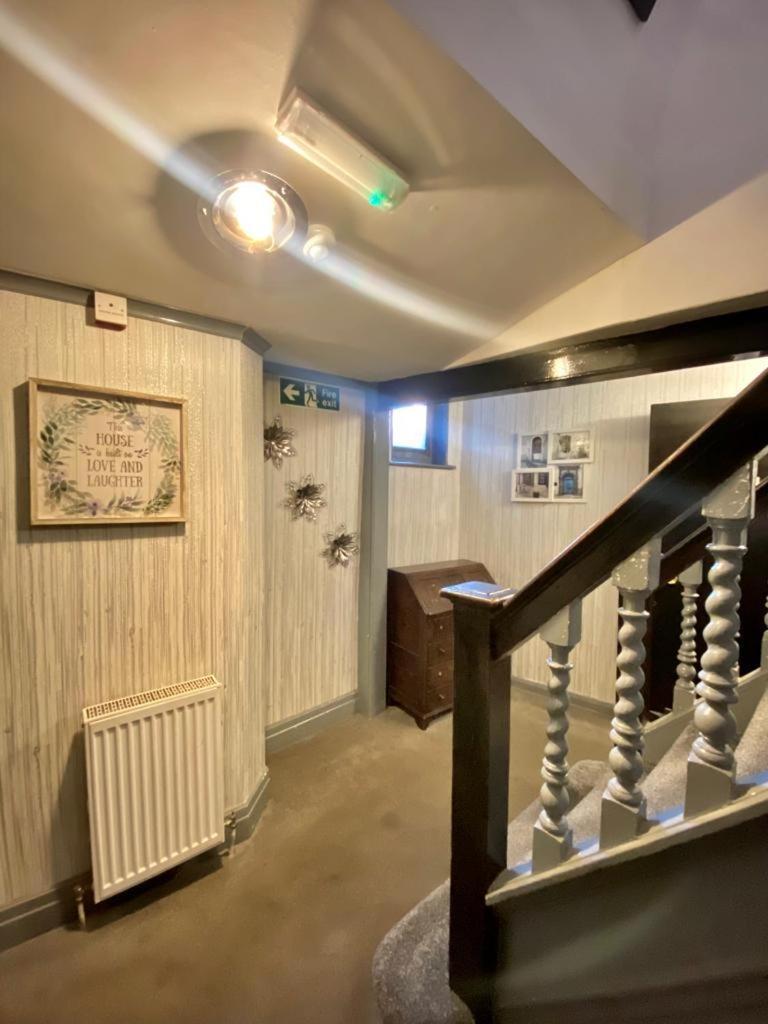 Greyfriars Lodge Cantorbéry Extérieur photo